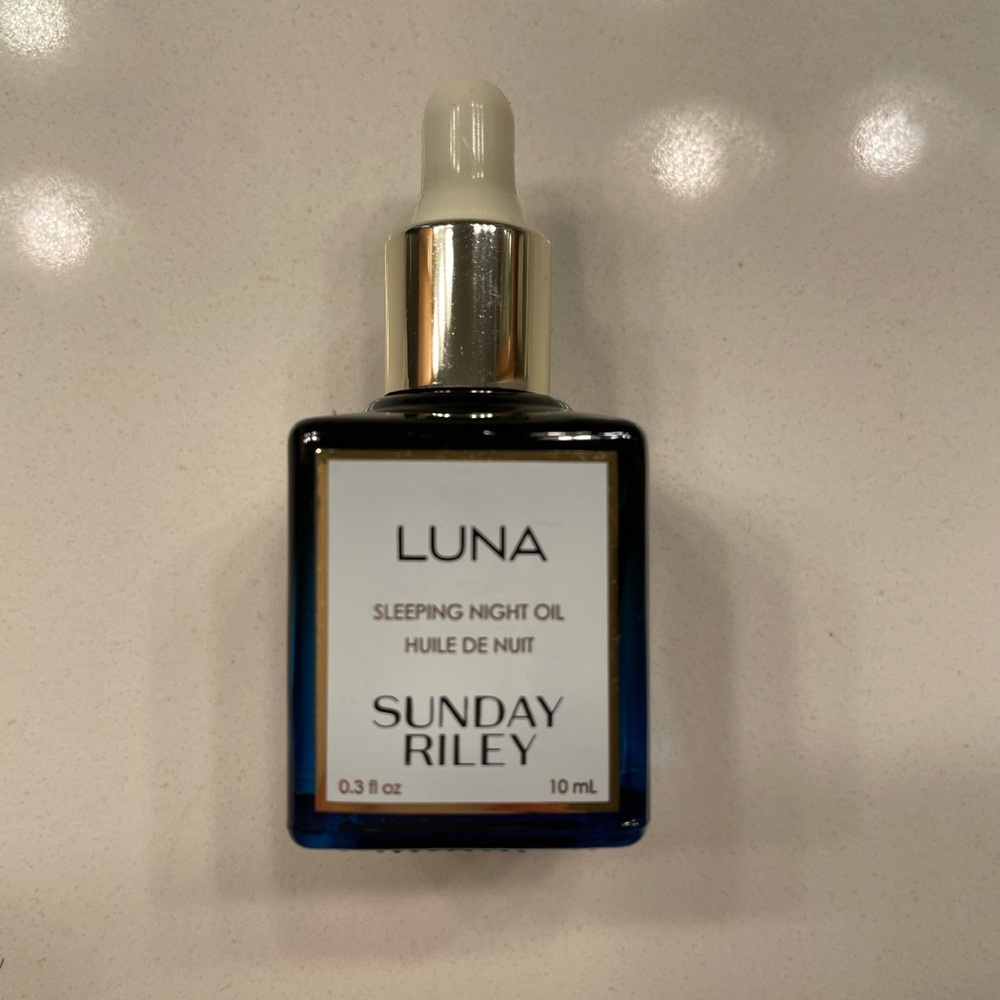 Sunday Riley Luna - Picture 5 of 8